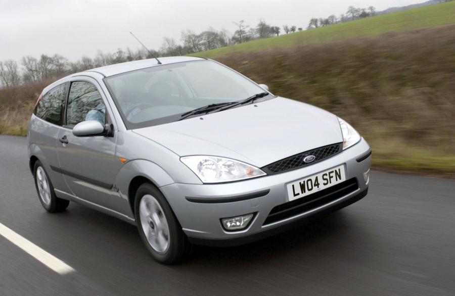  Ford Focus 2001 года  (фото 17 из 27)